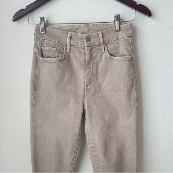 MOTHER High Waisted Looker Ankle Fray Wash Khaki Pants
Size 23 (measures to 24) - Picture 8 of 15